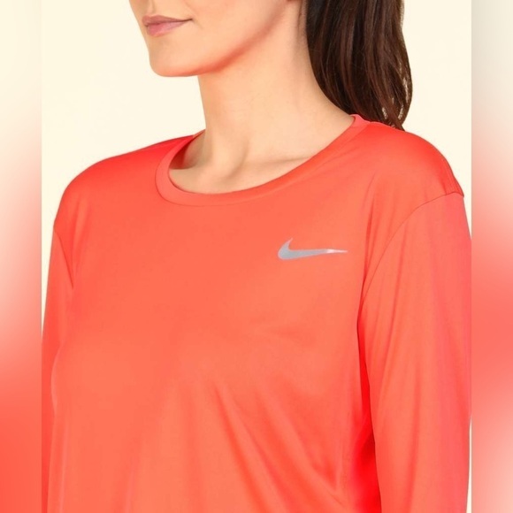 331. Nike Pro Dri-Fit Long Sleeve Running Shirt - Picture 9 of 9
